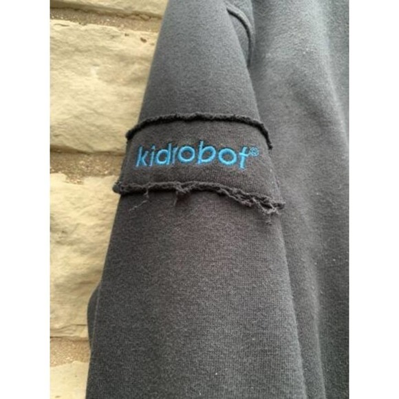 KIDROBOT Tag Logo Button Up Fleece Jacket - L - Picture 6 of 7